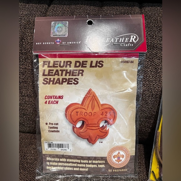 Boy Scout Craft Kit Lot. Neckerchief slide, leather pouch and Fleur De Lis kit. - Picture 4 of 7
